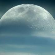A waxing crescent moon 17 jan 2013